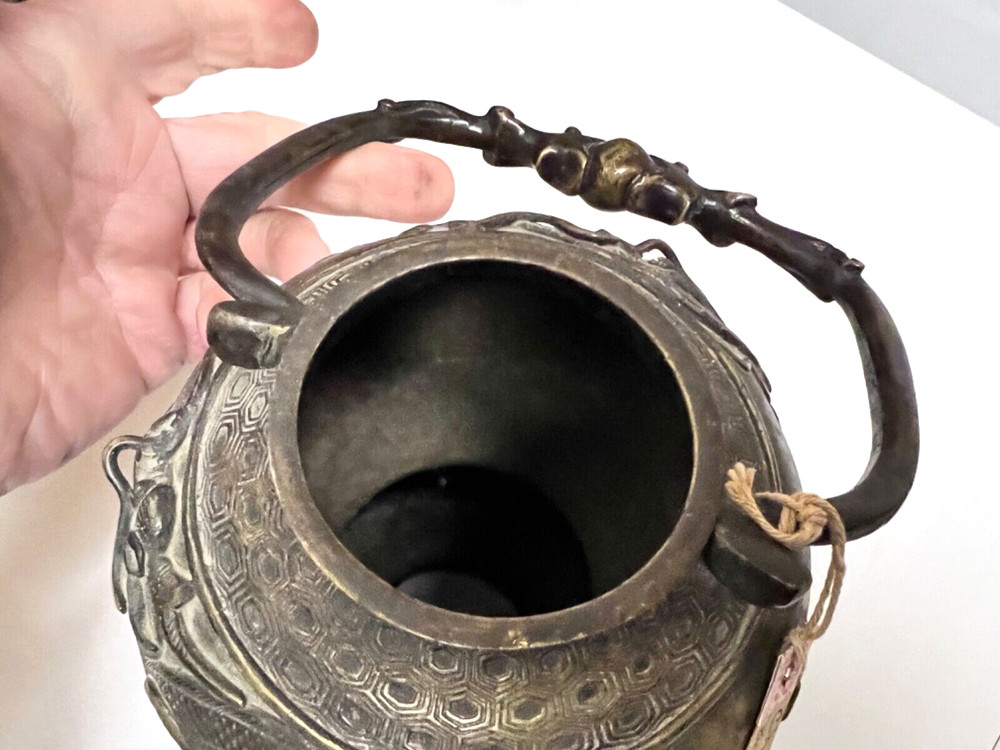 CHINESE BRONZE CHAMPLEVE VASE WITH HANDLE NO BOTTOM