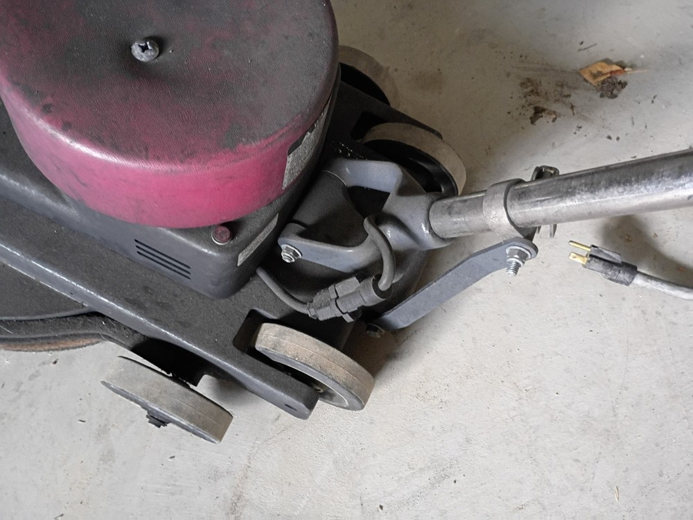 Minuteman Front Runner 1500 Electric Floor Burnisher Maintainer Buffer