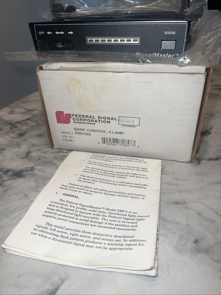 330102 SignalMaster Directional Warning Light, Full-Featured Controller Smc1