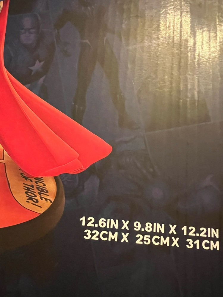 MARVEL THOR COLLECTABLE FiGURINE