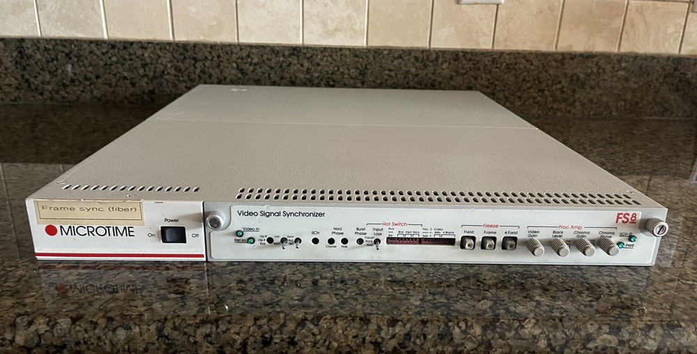 MICROTIME FS 8 VIDEO SIGNAL SYNCHRONIZER