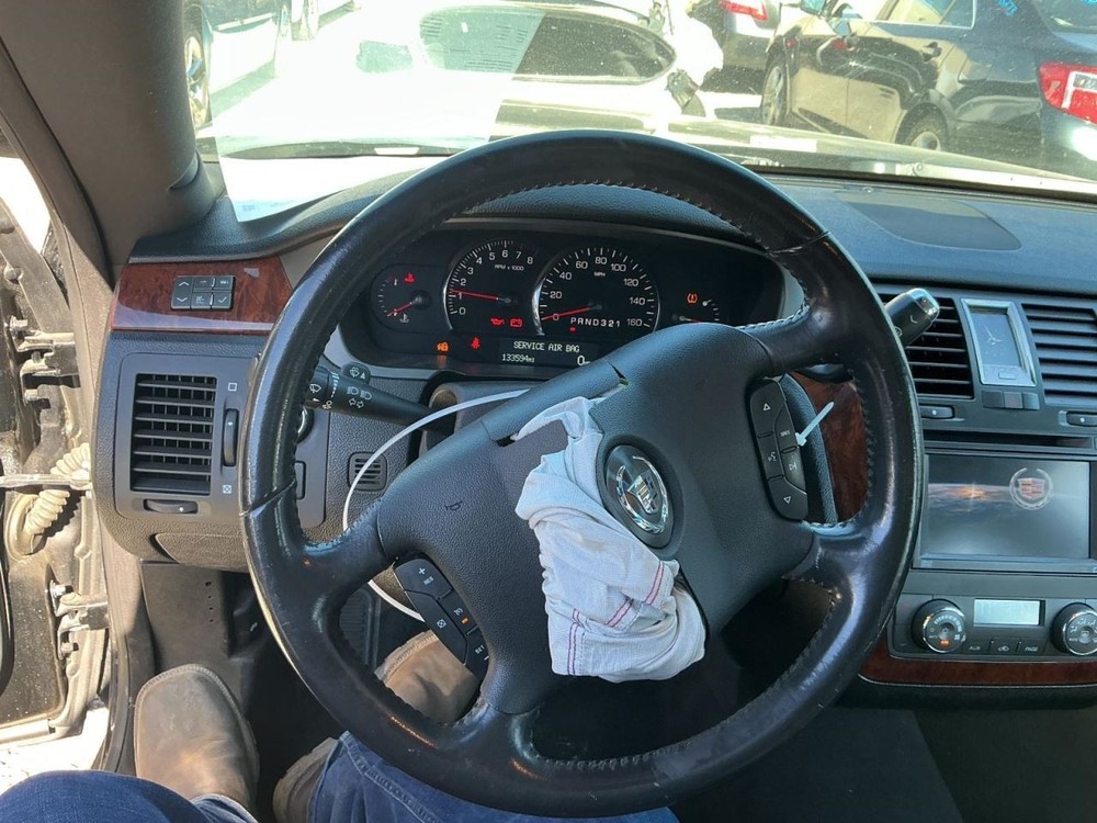 DTS 2007 Glove Box 4978952
