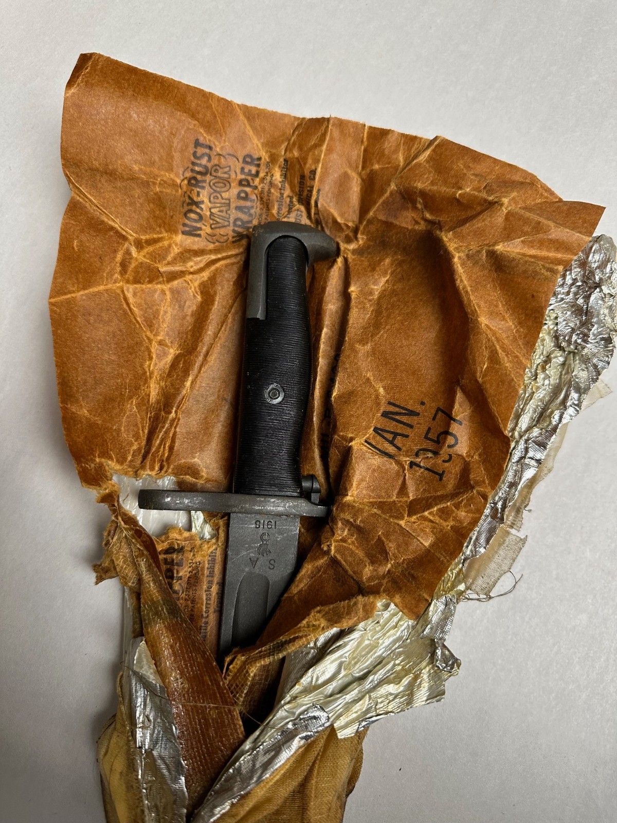 GARAND 10" BOWIE CUT DOWN BAYONET S.A. 1918 IN PACKAGE NO SCABBARD.