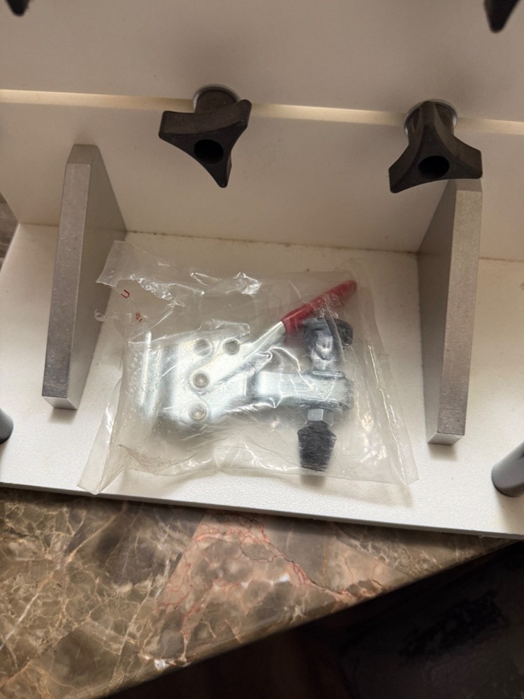 Infinity Tools Vertical Router Sled w/ Toggle Clamp Kit – Excellent Condition