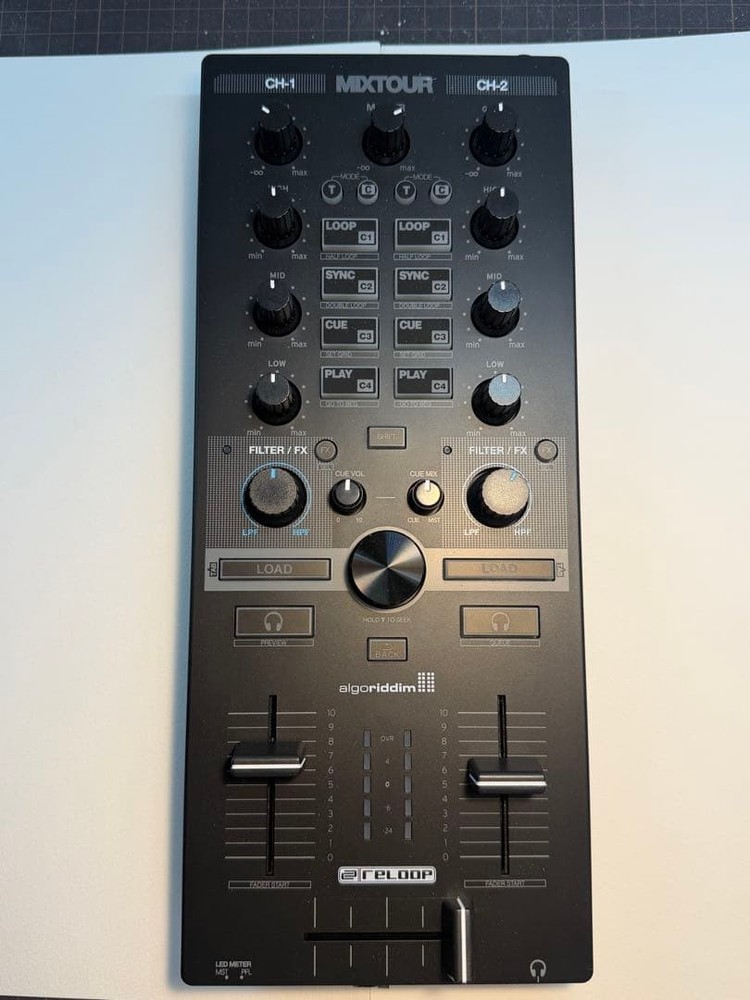 Reloop MIXTOUR Portable DJ Controller Audio Interface for djay TRAKTOR #0001