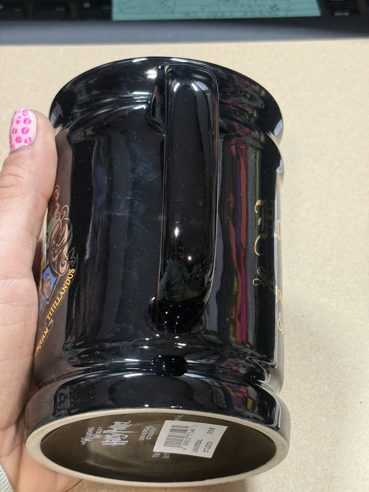 Universal Studios Wizarding World of Harry Potter Hogwarts Crest Coffee Cup Mug