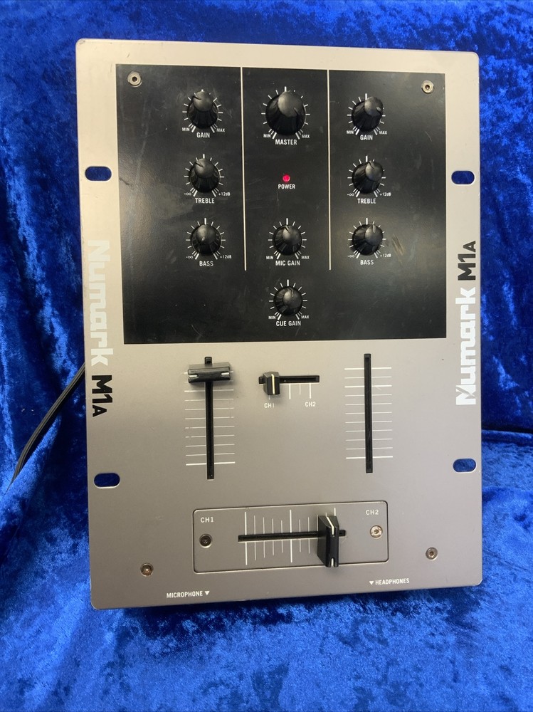 Numark M1A 2-Channel Compact Scratch DJ