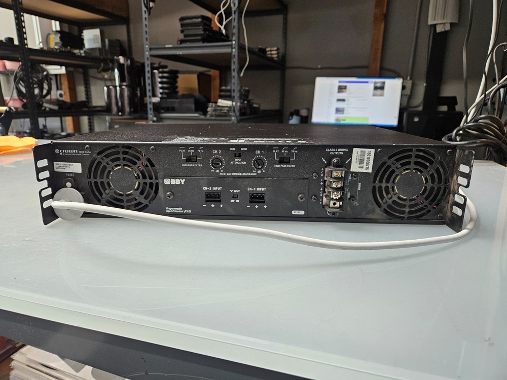 Crown CTS 2000 2 Channel Power Amplifier -AS IS POWERS ON READ