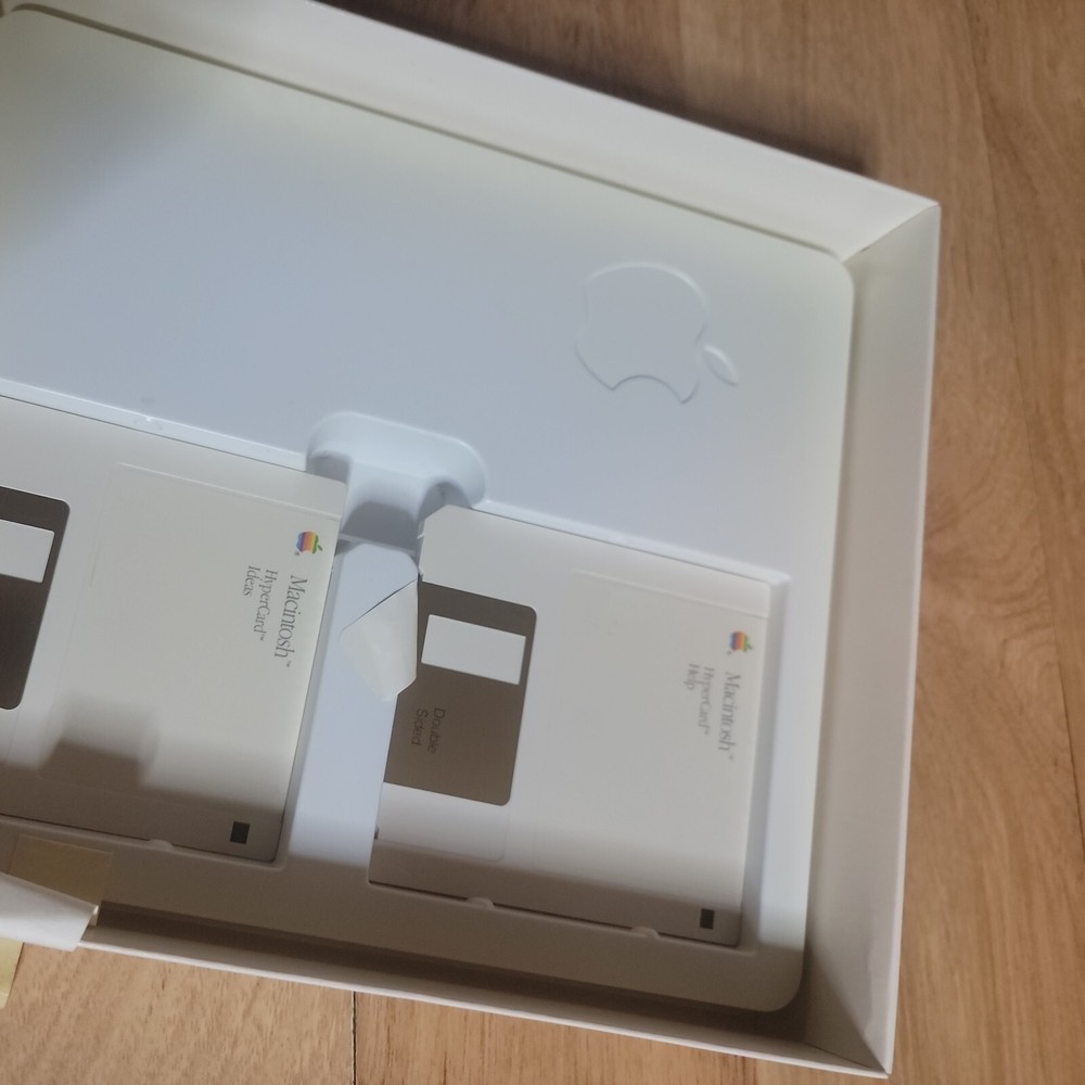 Vintage 1987 Apple Computer Macintosh HyperCard Stacks Ideas Help Floppy Disks