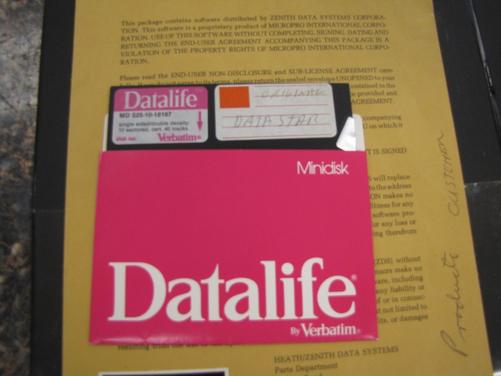 1981 Zenith Heath Micropro DATASTAR User Guide & 5.25" Software Disks in Binder