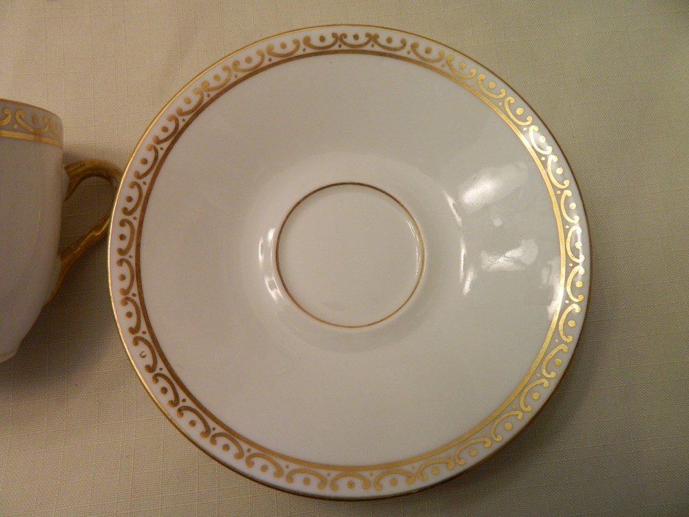 VINTAGE ADDERLEYS CUPS & SAUCERS