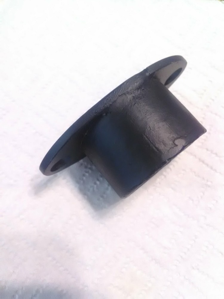 MAYTAG MODEL 82, 92 & 72 MUFFLER FLANGE 1" PIPE THREADS