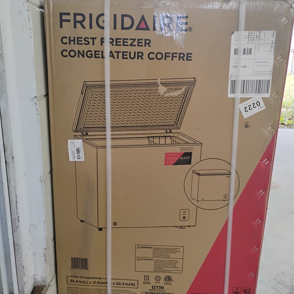 Frigidaire EFRF7003 7cu.ft. Chest Freezer - White