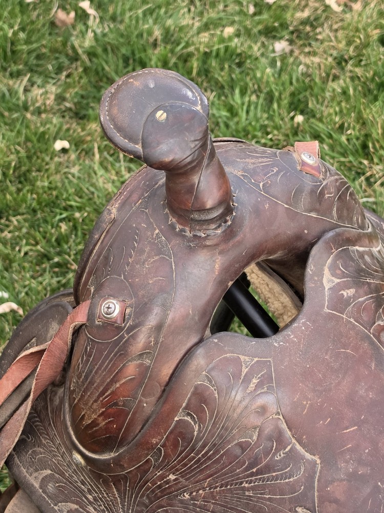 Vintage 14" Seat Ranch Saddle