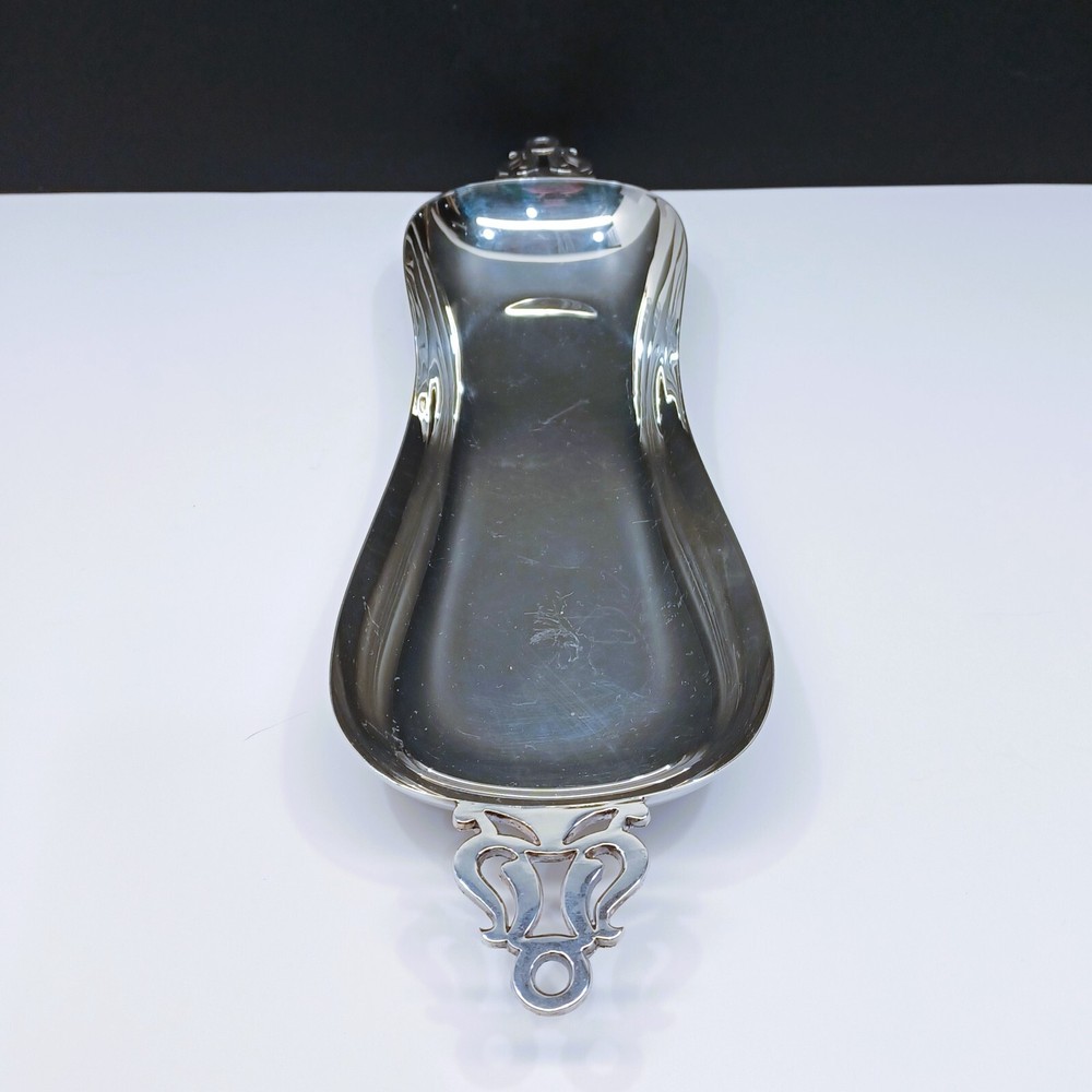 Sheffield Silverplate Handled Bread Tray Serving Dish Made in USA rounded oblong