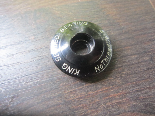 CHRIS KING 1" HEADSET STACK CAP (CAP ONLY) - BLACK