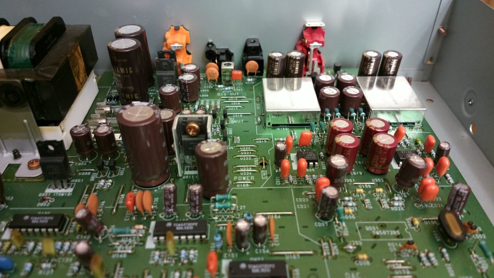 Marantz CD-63U CD Player PRO SERVICED with new laser.