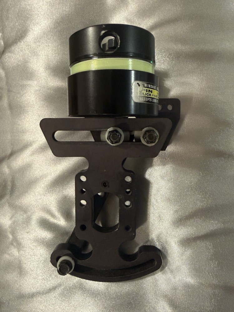 HHA Single Pin Adjustable Bow Sight!