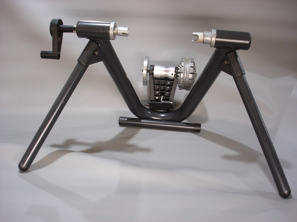 CycleOps fluid bike trainer