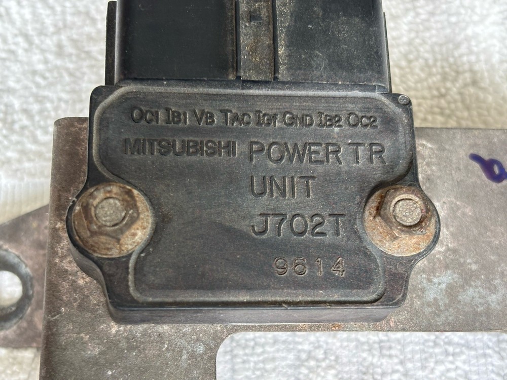 90-93 Mazda Miata MX-5 OEM 1.6 Igniter Ignition Control Module W/ Bracket
