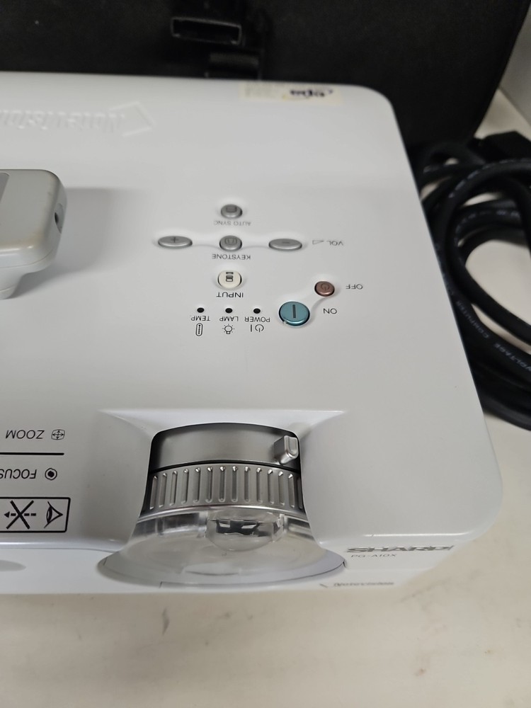 Sharp Notevision PG-A10X Projection Display With All Cords Remote And Bag