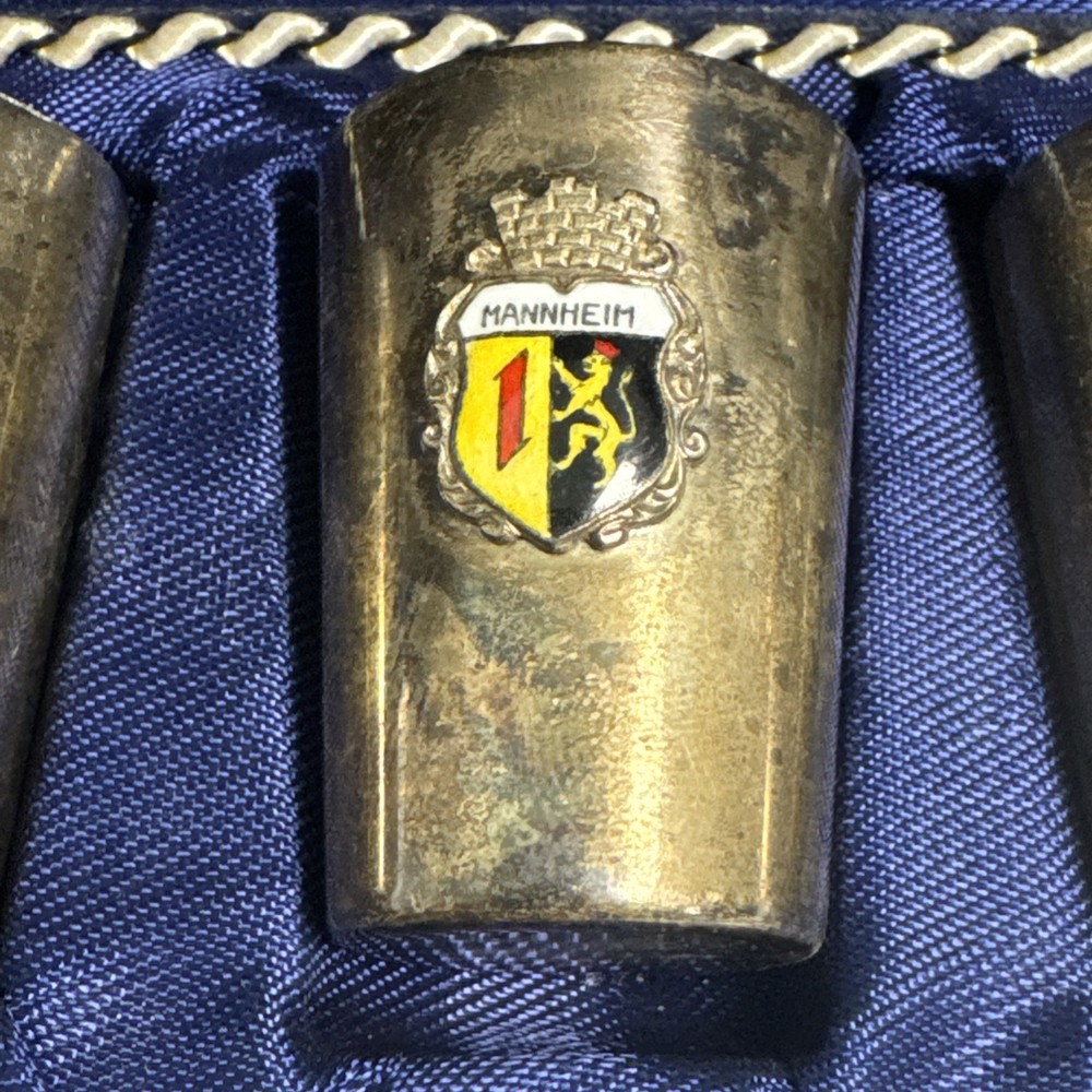 VTG GERMANY SET 8 GERMAN CITY COAT OF ARMS SILVER PLATE SHOT GLASS CUPS W/ CASE