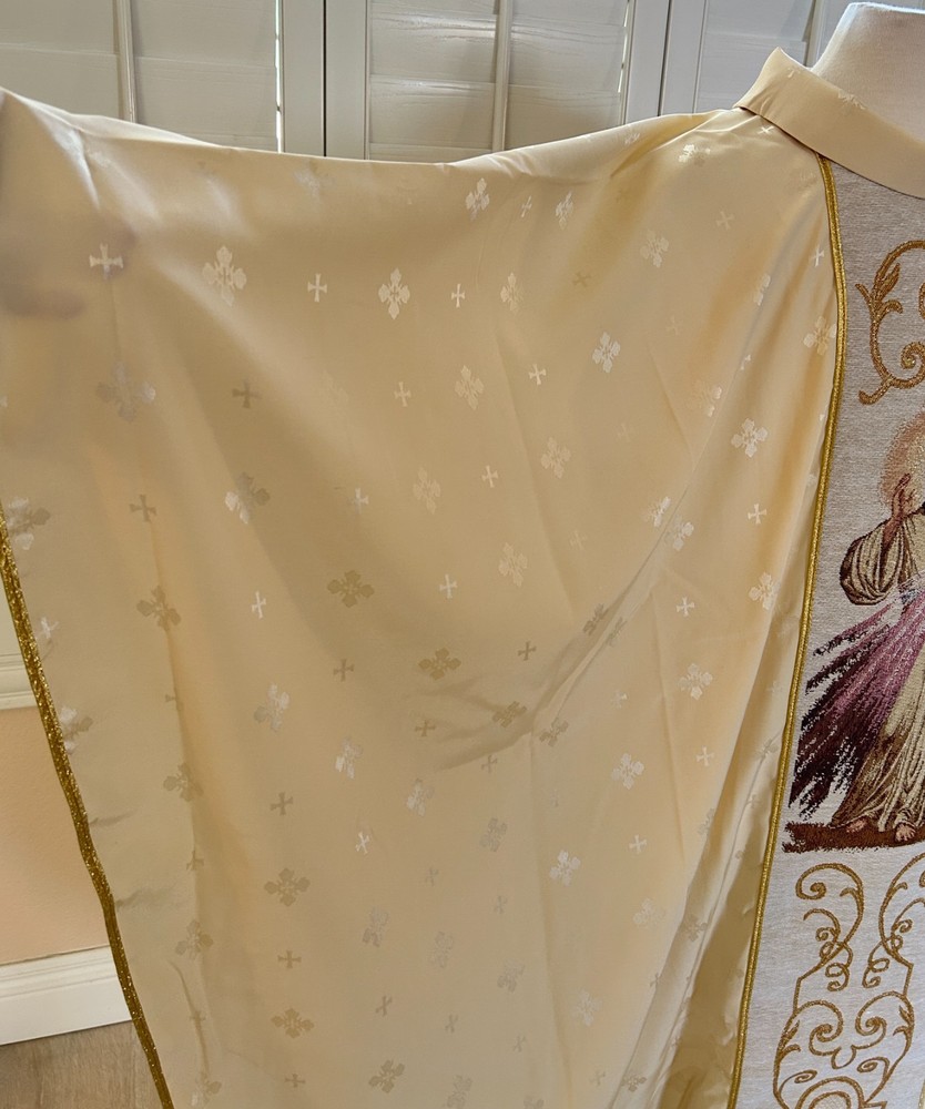 Priest Chasuble, Divine Mercy