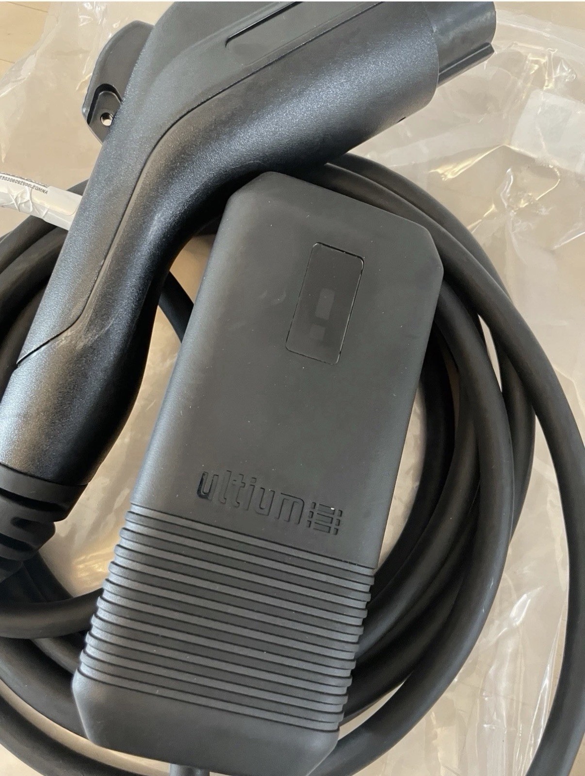 OEM GM Ultium EV Dual Level Charger (32A) – NEMA 5-15 + 14-50