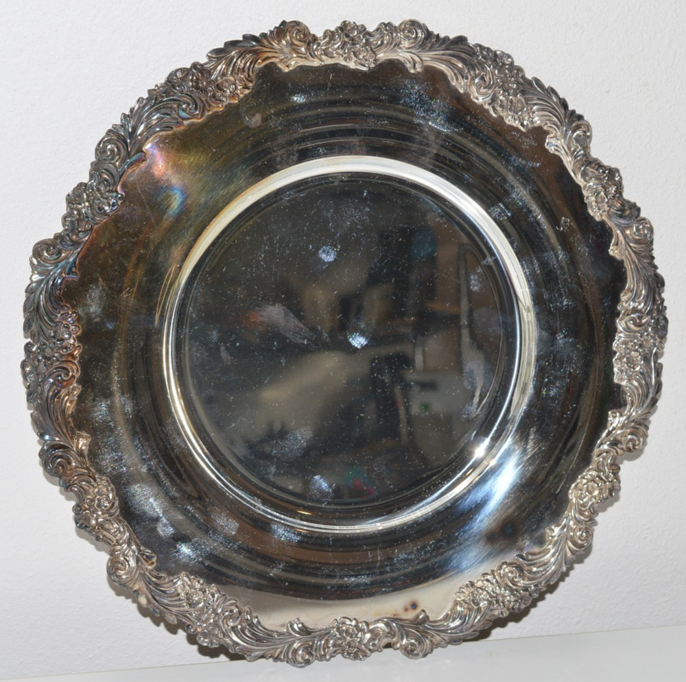 Reed & Barton Silverplated Burgundy Collect 2323 Round Serving Tray Platter