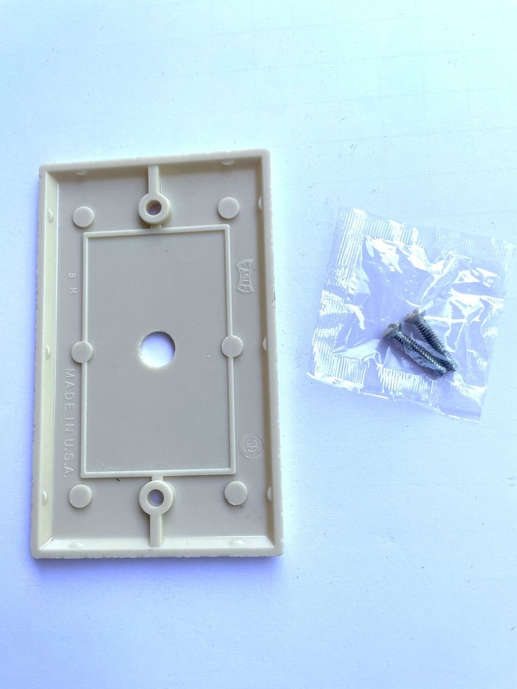 VINTAGE Eagle Bakelite IVORY CABLE PLATE COVER NOS