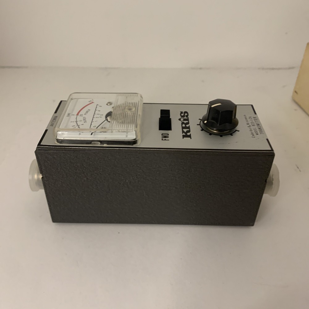 Vintage made in Japan. KRIS, Transmitter Model 823-126 Untested