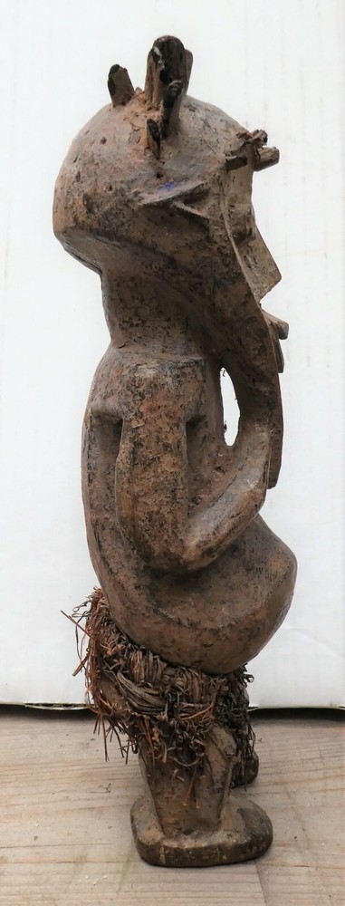 Statuette Mambila from Nigeria