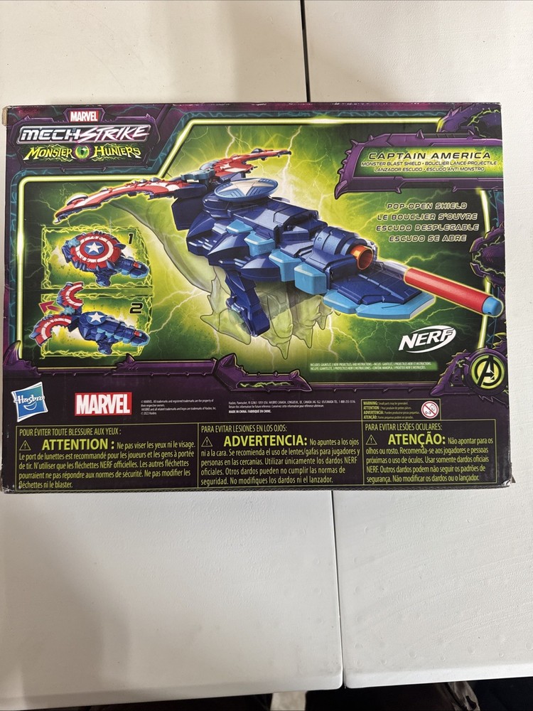 Capitan America NERF mech strike