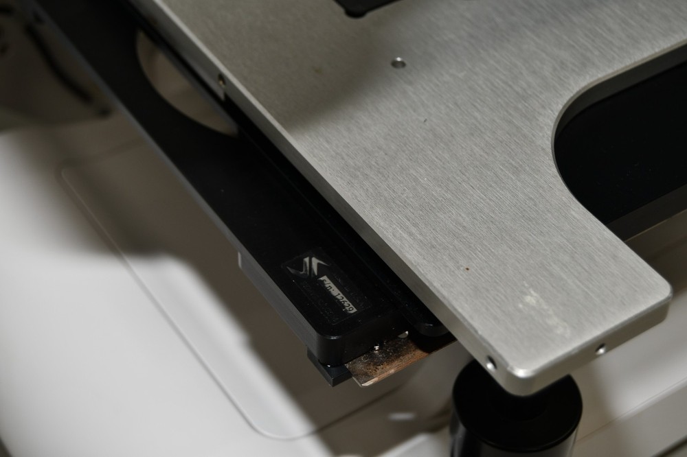 ^ Echo Revolve RVL-100-M Brightfield Hybrid Microscope #X6401