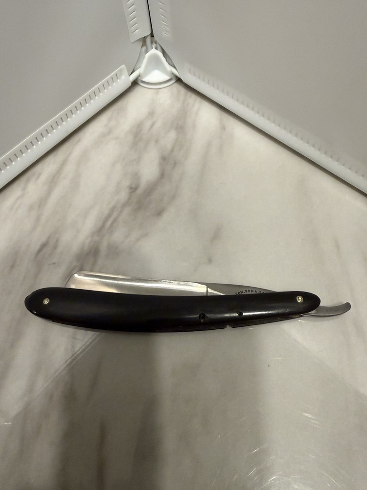 Vintage Black Handle Straight Razer With Worn Case