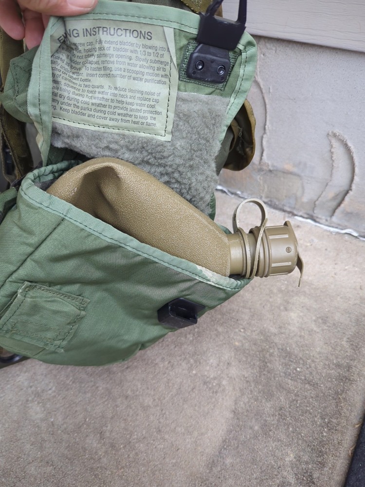USGI Field Pack Medium Rucksack Complete w/FRAME 2 Qt Canteen & E-tool Cover