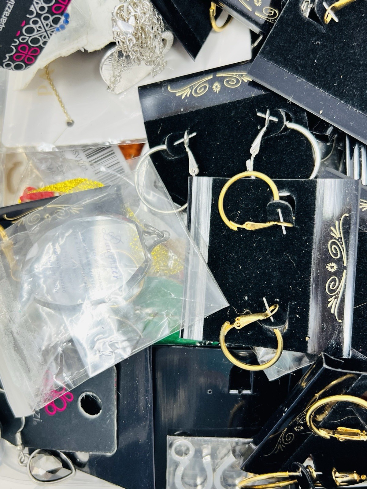 Mystery Jewelry Assorted New Necklace, Bracelet, Earring Lot of 5Lbs Wearable