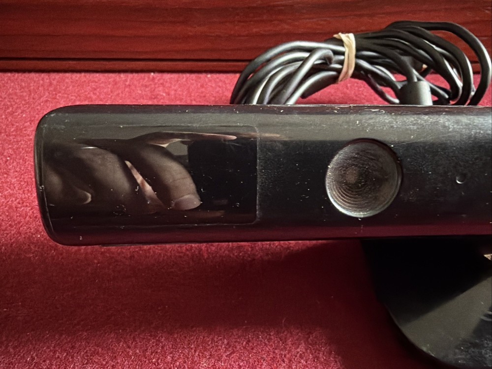 Xbox 360 Kinect Sensor Model 1414 With Deepak Chopra’s Leela Untested