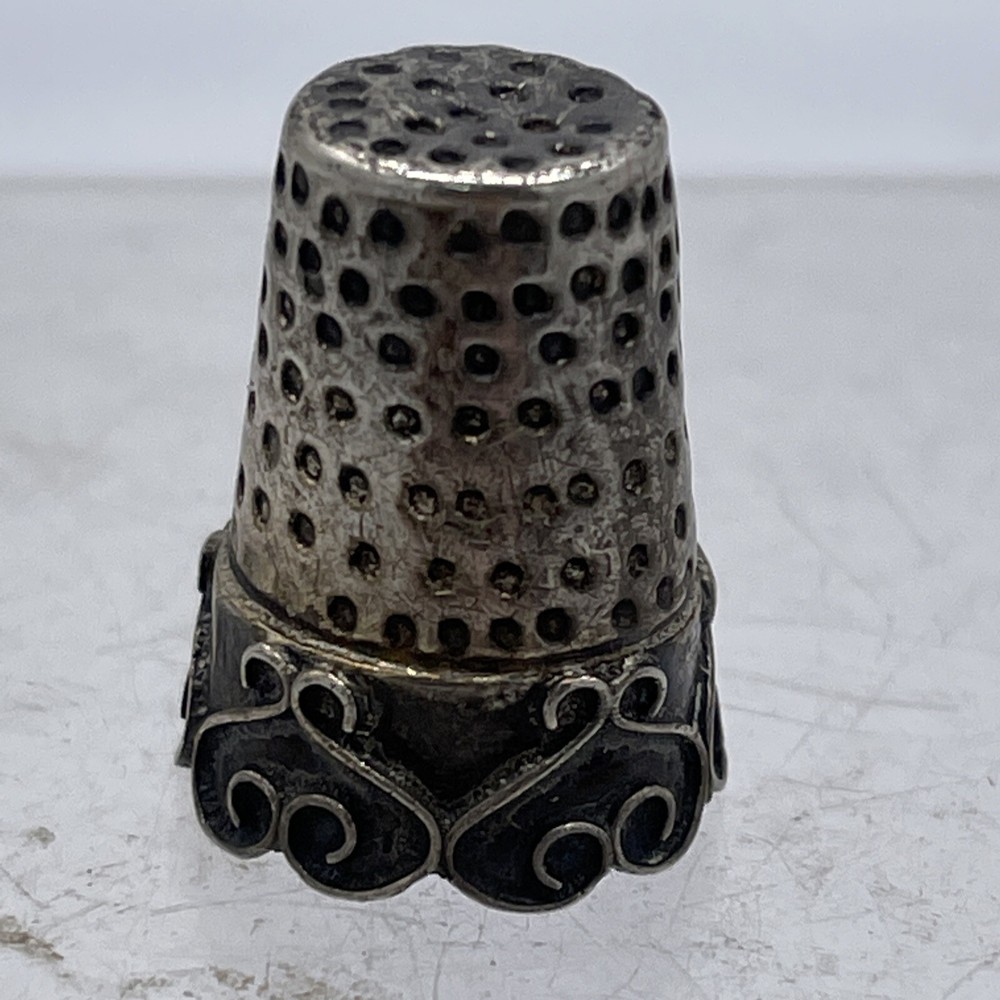 Antique “RARE” Mexico Silver Thimble Beautiful