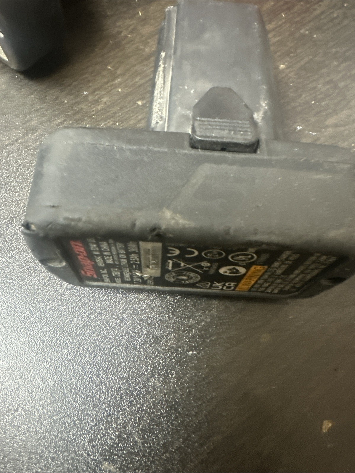 Snap-On 14.4V Ratchet Polisher Sander Brushless Cordless And 3 Batteries 2.5 Ah