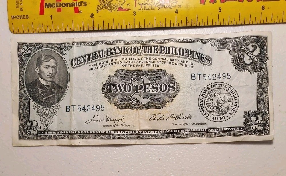 Old Philippines 2 Pesos Note 1962; Pick 134d *Circulated*