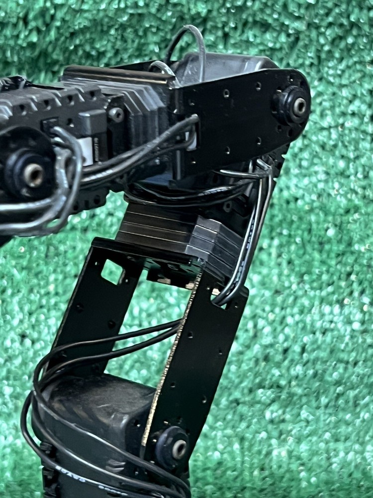 ROBOTIC ARM with Arbotix-M and Dynamixel AX-12A Servos