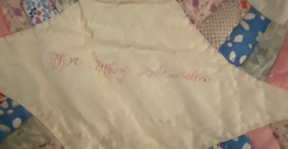 QUILT-‘SIGNED’ HANDMADE Wedding Ring Pattern 78” X 56” PATCHWORK *ANTIQUE*