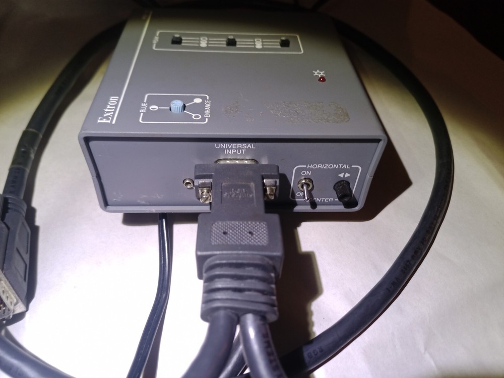 Extron RGB 118 Computer Video Interface, Cable Sets DB15 & HD15