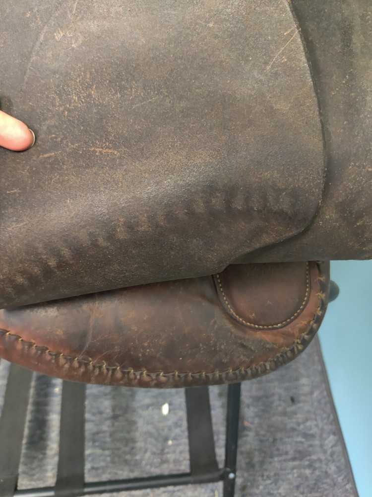 18.5" Eldonian English Saddle