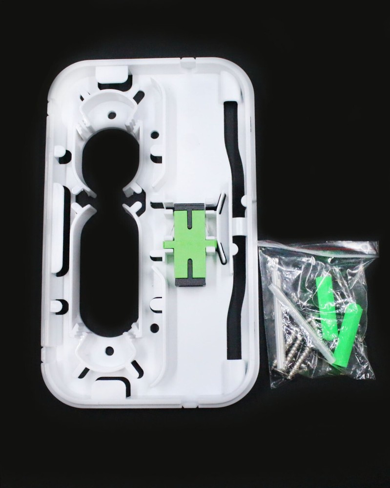 Fiber Optic wallplate loaded with SC/APC Adapter