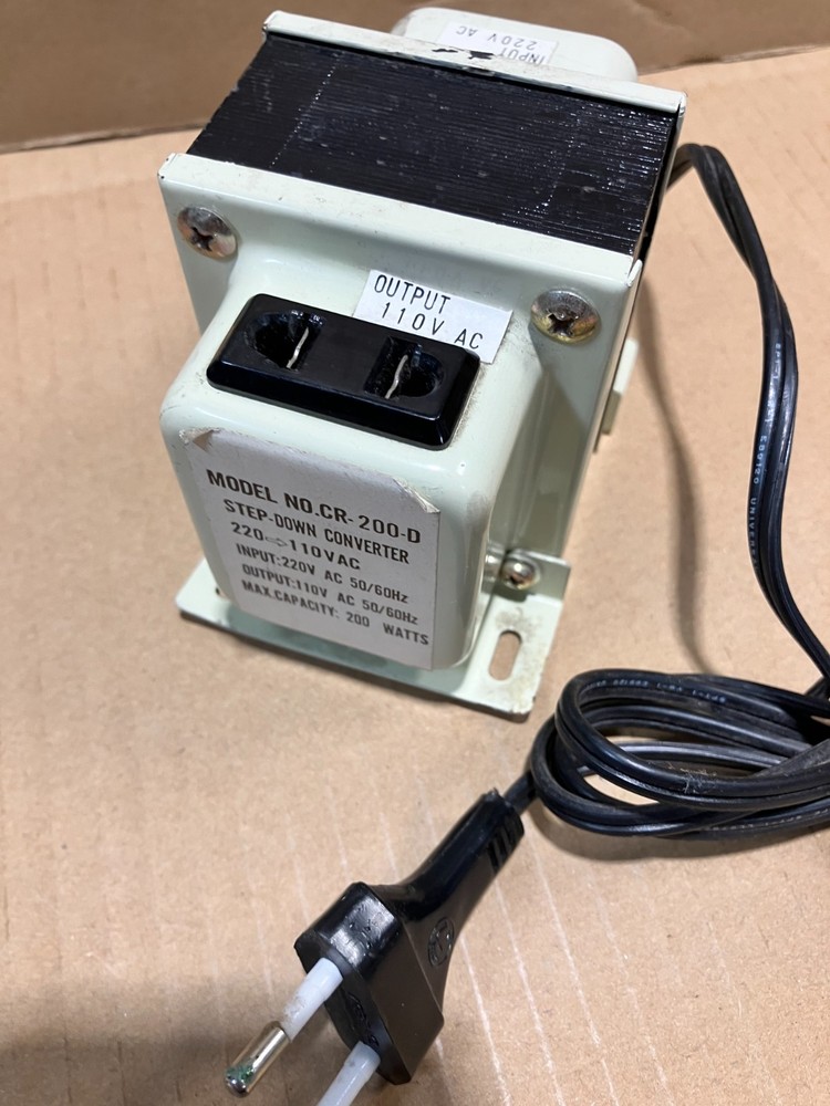 220-110V Step down converter model No.CR-200-D