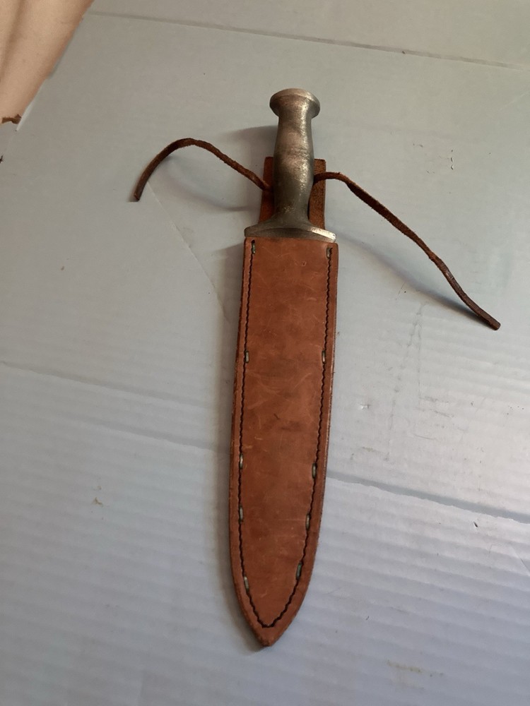 WW2 Fighting Knife