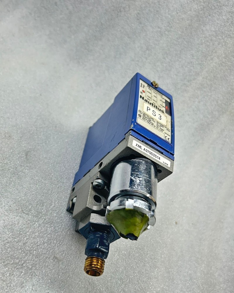 NAUTILUS XML A070D2S14 PRESSURE SWITCH