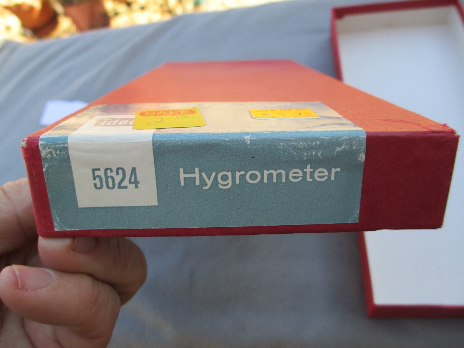 VTG HYGROMETER FOR HUMIDITY IN THE HOME GREAT COND EARLY 1960S APPEARS UNUSED